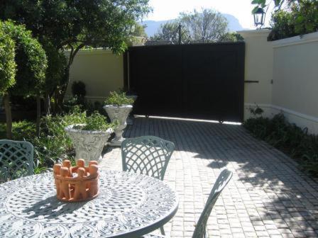 Navona Constantia Guest Cottage Cape Town Ngoại thất bức ảnh